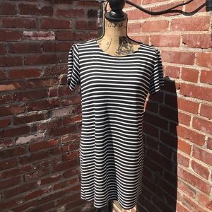 Black & White T-Shirt Dress by Ann Taylor Factory